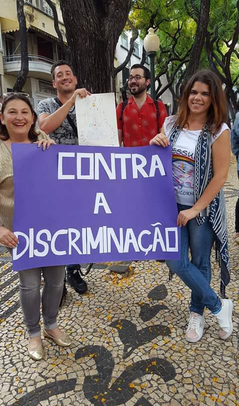 Protesto #EscolaSemHomofobia no Funchal, do facebook de Valentina Silva Ferreira.