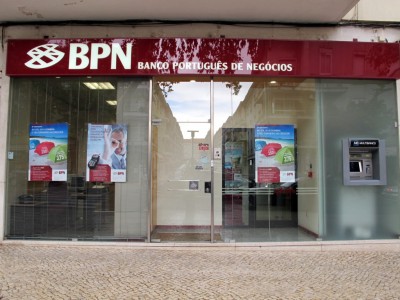Governo lança para o despedimento 650 ex-trabalhadores do BPN