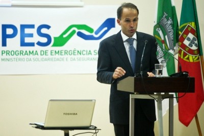 O ministro da Solidariedade e da Segurança Social, Pedro Mota Soares, apresenta o PES, 5 de Agosto de 2011 – Foto de Miguel A. Lopes/Lusa
