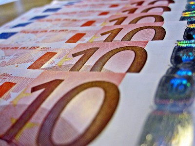 Juros da dívida portuguesa já chegaram a 18,79% - Foto de Images of Money/fkr3