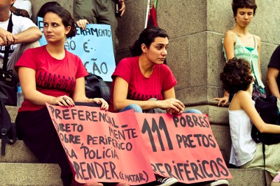 Os 111 mortos foram atingidos por 515 disparos, 126 dos quais na cabeça, segundo o relatório dos peritos forenses. Os 111 mortos foram atingidos por 515 disparos, 126 dos quais na cabeça, segundo o relatório dos peritos forenses.