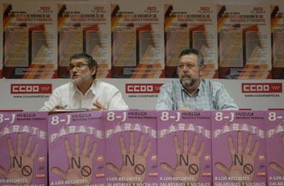 Lezcano, secretário de comunicação, e António del Campo, de 
organização, da CCOO - Foto do site da central sindical