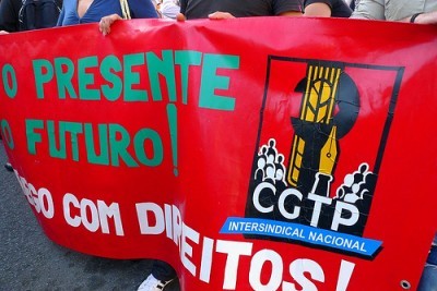 CGTP accionará “medidas legalmente admitidas” para responsabilizar Câmara do Porto por destruição de propaganda. Foto de Paulete Matos.
