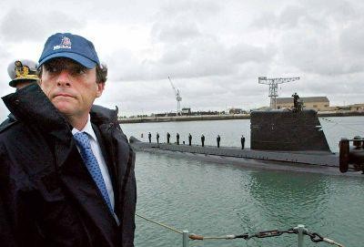 Submarino Tridente chega ao Alfeite Submarino Tridente chega ao Alfeite