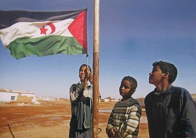 "Existem poucas dúvidas de que o povo do Saara Ocidental tem do seu lado tanto a maré da história como a força da justiça"  Ken Loach e Stefan Simanowitz