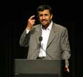 Mahmud Ahmadinejad na Universidade de Colúmbia, foto de Daniella Zalcman, FlickR
