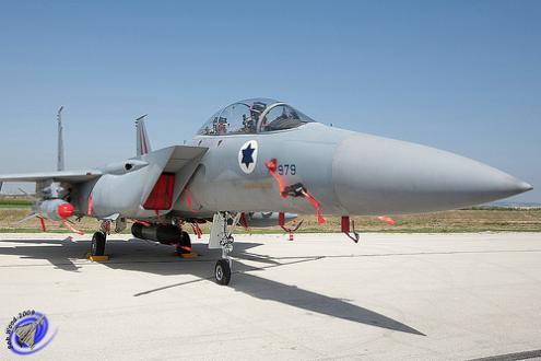 Um caça F-15D israelita: os EUA fornecem 30 mil milhões de dólares de ajuda militar. Foto de I wish I was flying