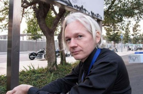 Julian Assange, do site WikiLeaks. Foto Esthr/Flickr