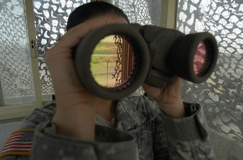 Cerca de 854 mil pessoas – quase 1,5 vezes o número de habitantes de Washington – têm autorização de segurança ultra-secreta. Foto de The US Army