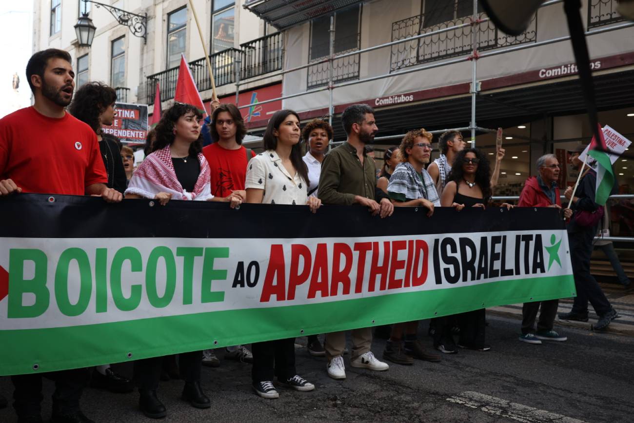 Faixa do Bloco na manifestação