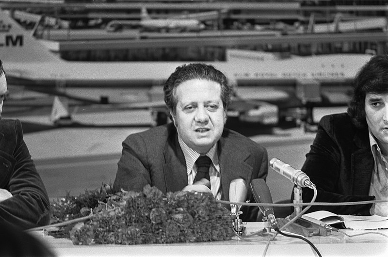 Mário Soares em 1975. Foto Hans Peters/Anefo/WikimediaCommons.