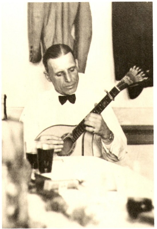 Armandinho, guitarrista de fado