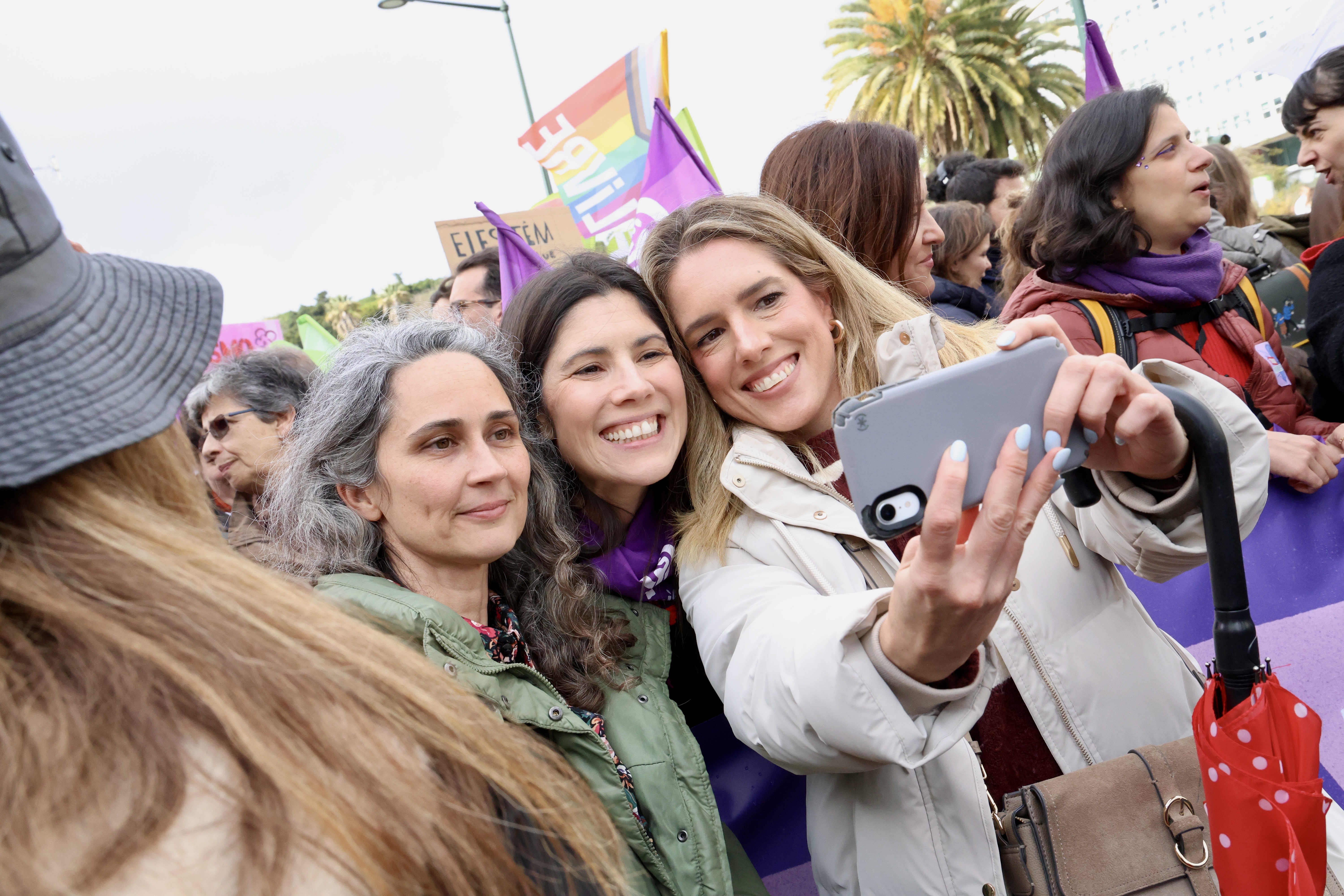 Mariana Mortágua na manifestação do 8 de março