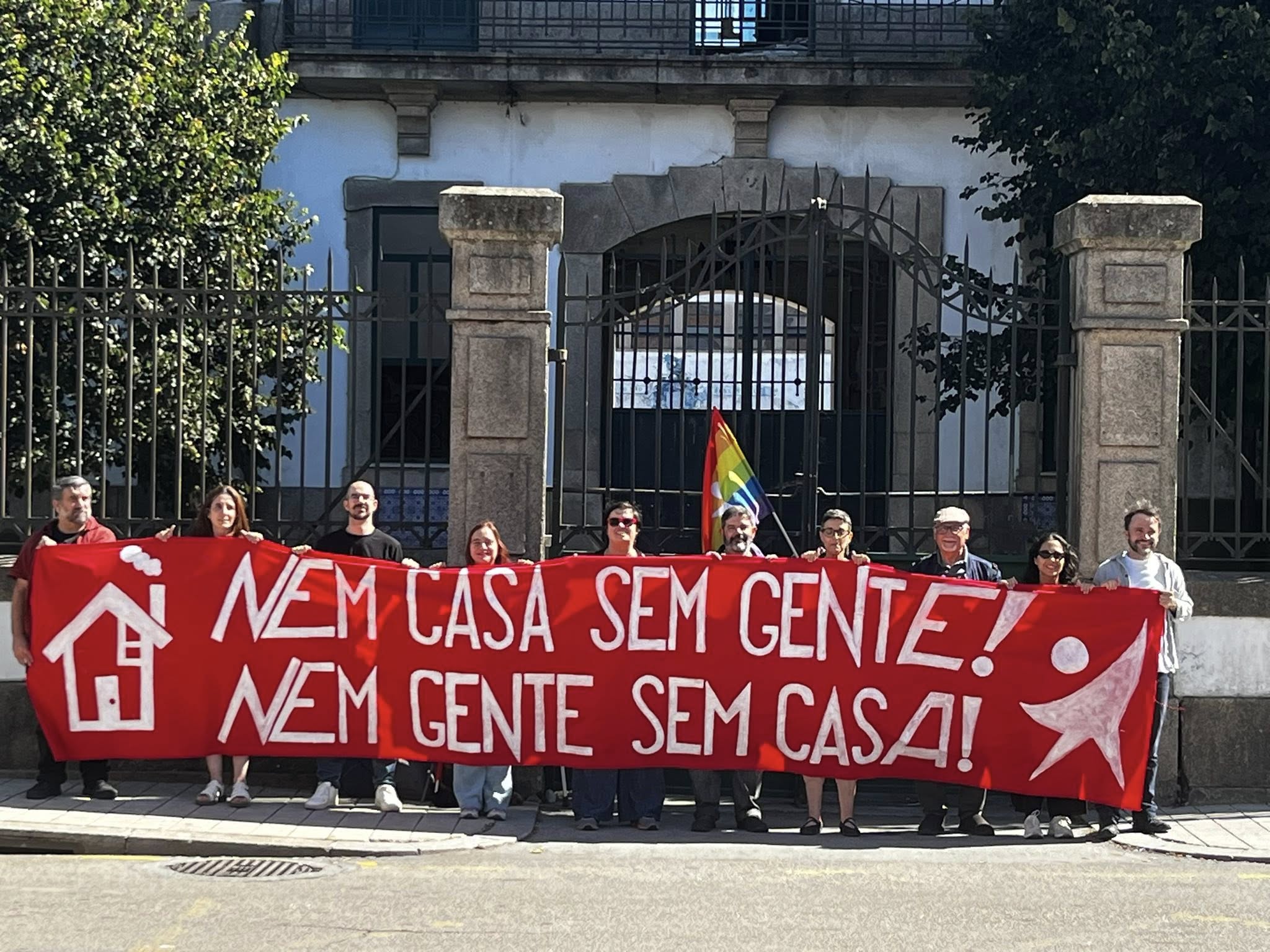 No Monte Pedral podiam morar milhares de pessoas, em casas a preços controlados. Sete anos depois do primeiro anúncio, nem o primeiro tijolo...