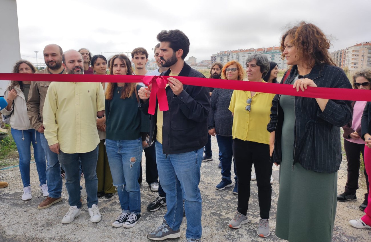Inauguração simbólica de habitação nos terrenos da antiga Luzostela