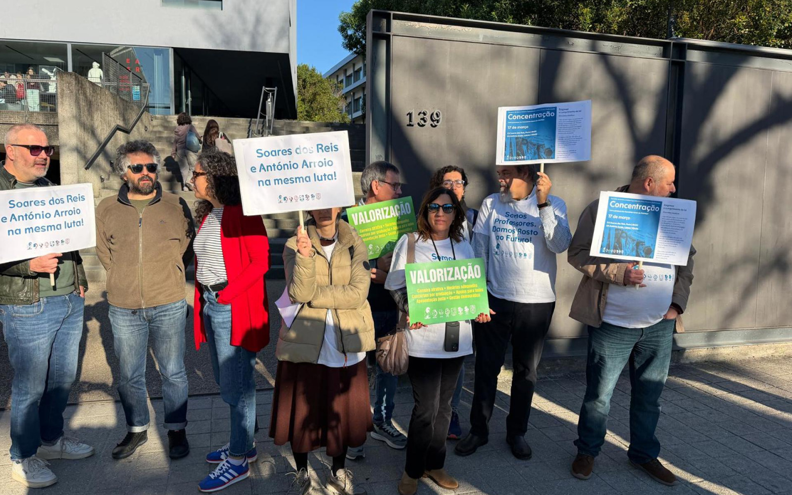Protesto na escola Soares dos Reis