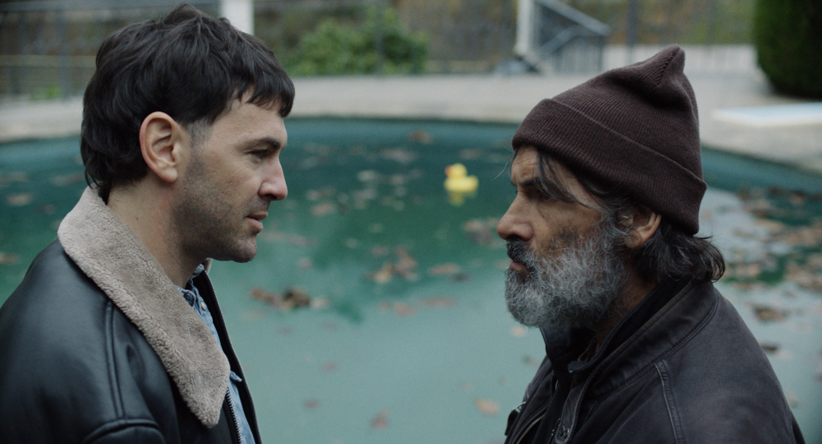 Miguel Nunes e Miguel Borges: um tremendo frente a frente em ‘Maria Vitória’ (Foto APM / BRO Cinema).