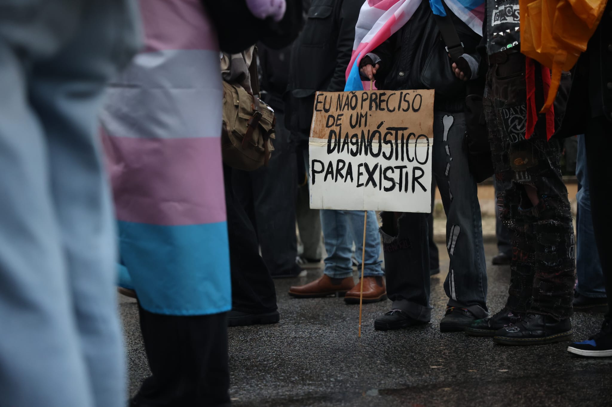 Manifestante pelos direitos trans