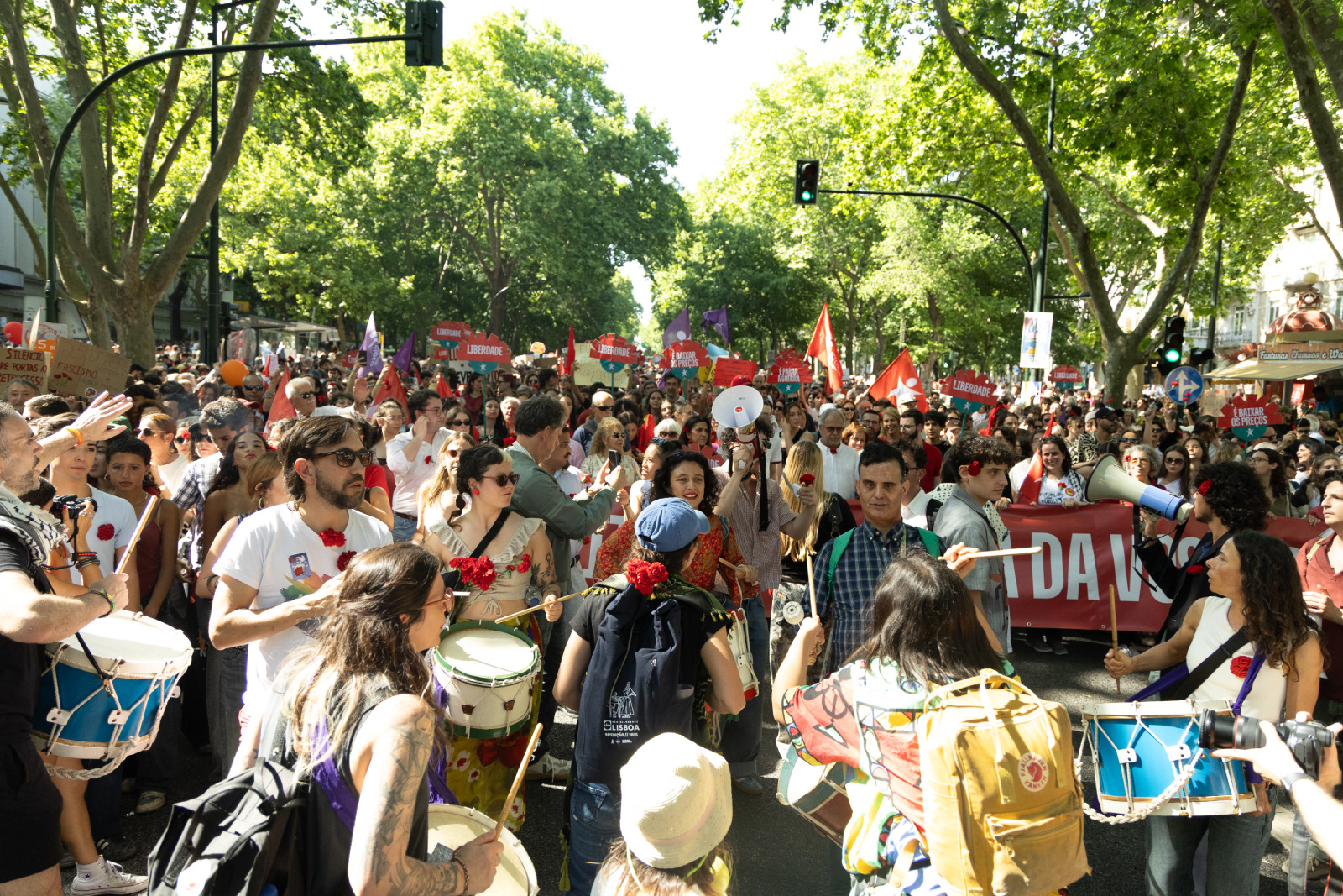 Manifestação do 25 de Abril na Avenida da Liberdade