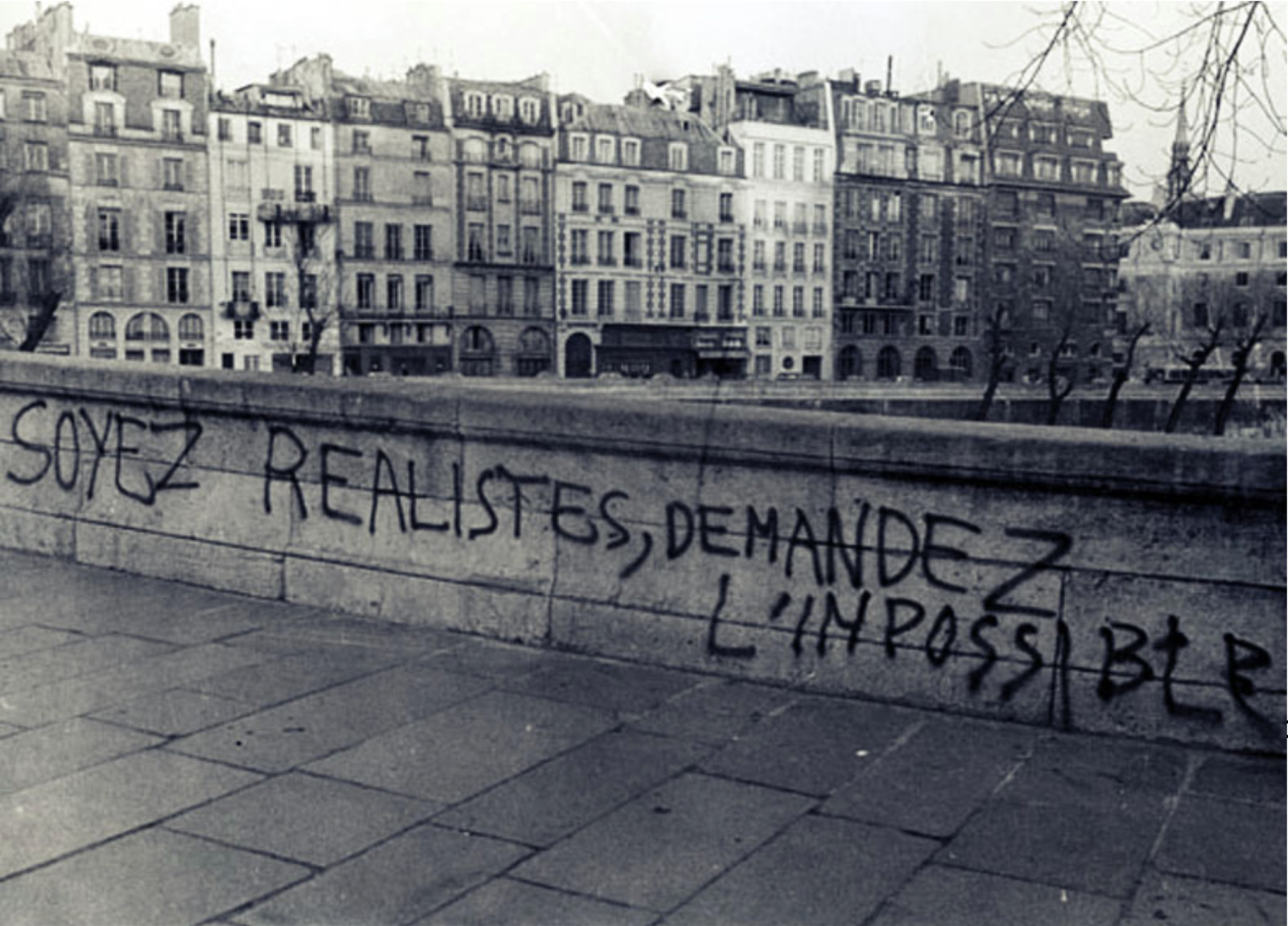 Muro grafitado por estudantes, Paris, 1968.