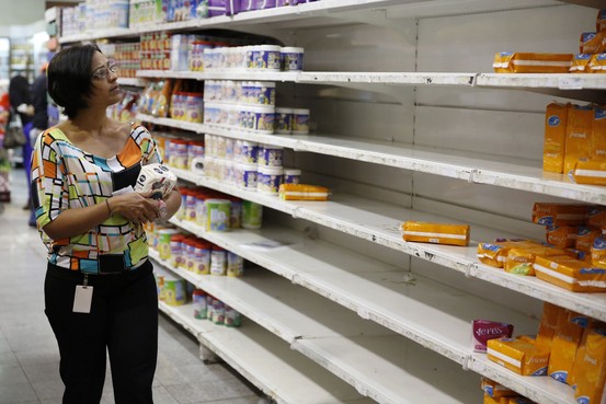 Venezuela, as prateleiras vazias no comércio alimentar são uma constante Venezuela, as prateleiras vazias no comércio alimentar são uma constante