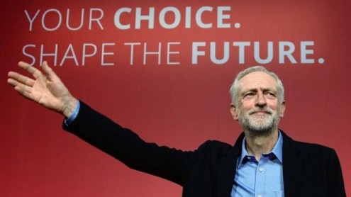 No campo dos trabalhistas, uma revolta das bases levou à eleição de Jeremy Corbyn, da ala esquerda do partido