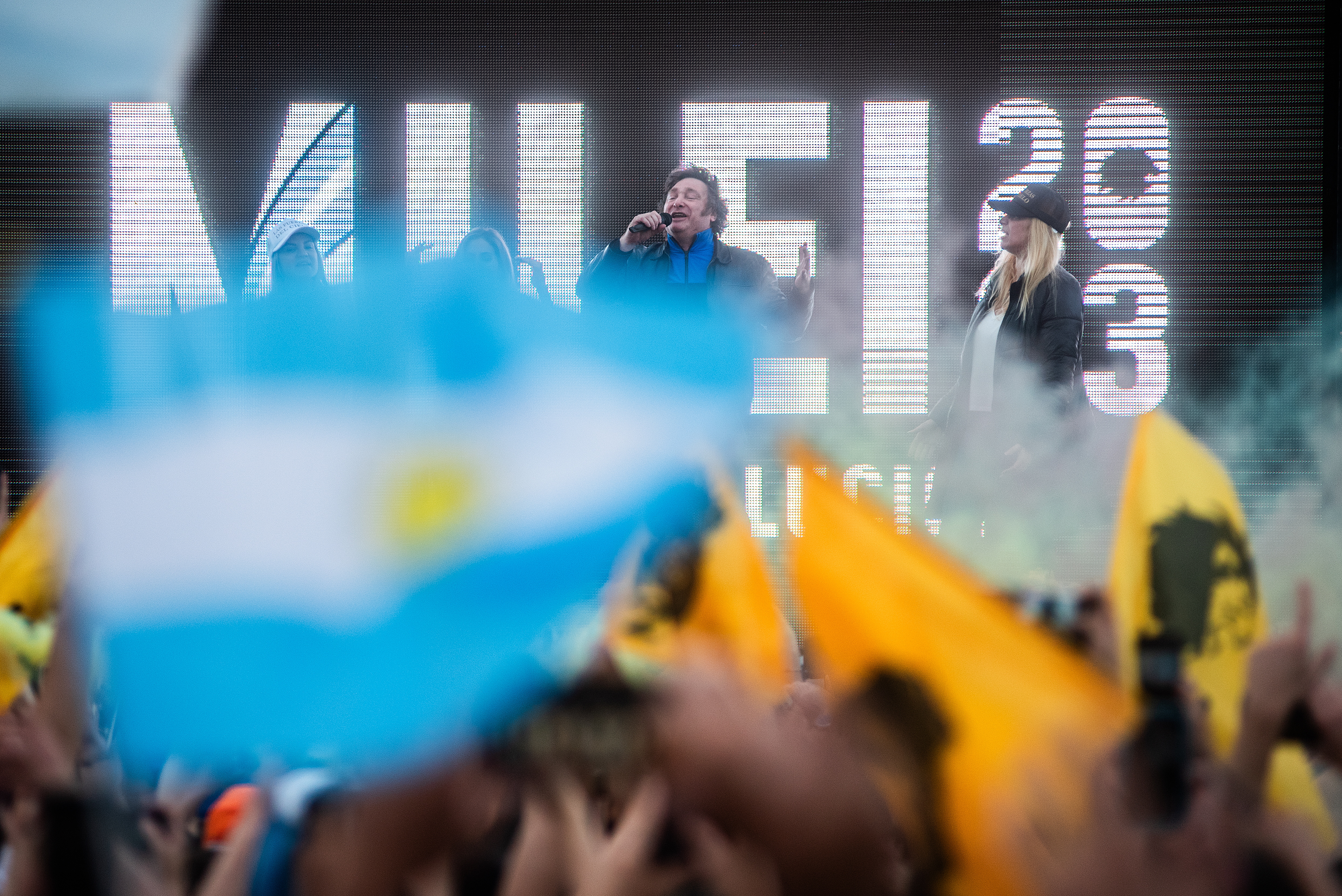 Comício de Milei. Foto de Franco Trovato Fuocoo/EPA/Lusa.