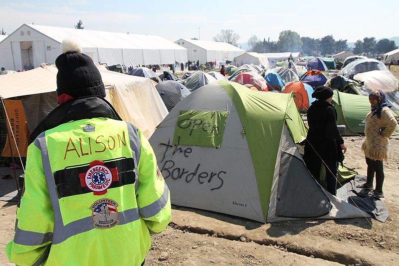 Campo de refugiados de Edomeni, Grécia, 2016. Foto de Chris Morrow.