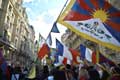 Bandeira do Tibete em Paris. Foto de Alainelorza, FlickR