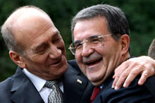 Olmert e Prodi - Foto da Lusa