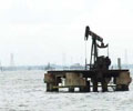 Plataforma de extracção de petróleo no Lago Maracaibo - Venezuela
