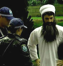 Um dos comediantes disfarçou-se de Bin Laden