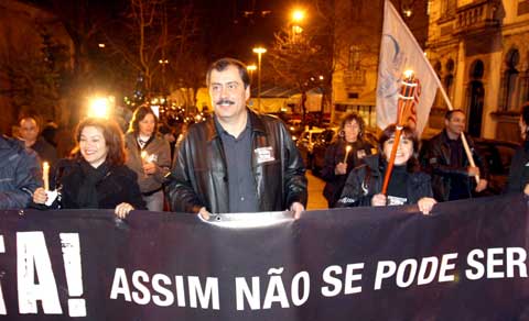 Mário Nogueira durante manifestação em Coimbra em 26 de Fevereiro. Foto de PAULO NOVAIS/LUSA