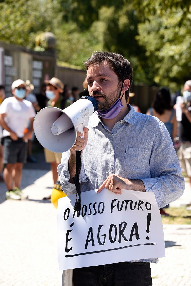 “O nosso futuro é agora!”, José Soeiro via Facebook de Egídio Santos.&nbsp;