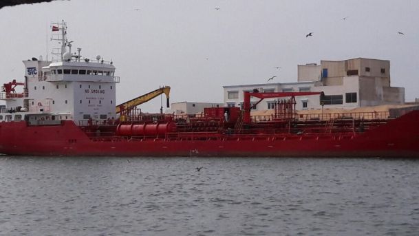 Há muitos anos que o navio "Key Bay" faz o transporte de peixe e óleo de peixe desde o Sahara Ocidental até à Europa