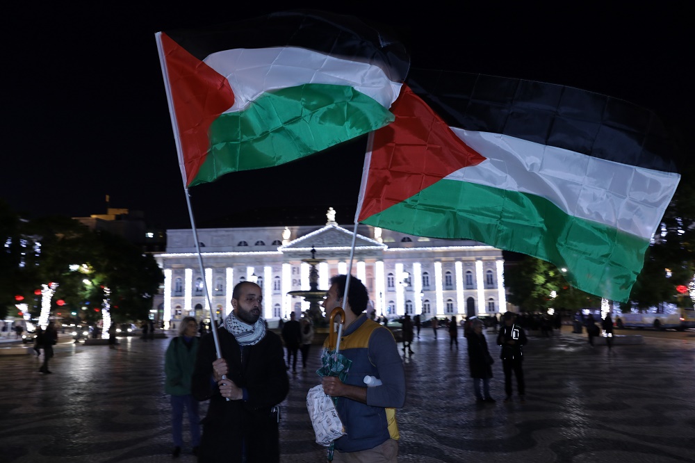 Manifestação em Lisboa contra Trump e em solidariedade com a Palestina