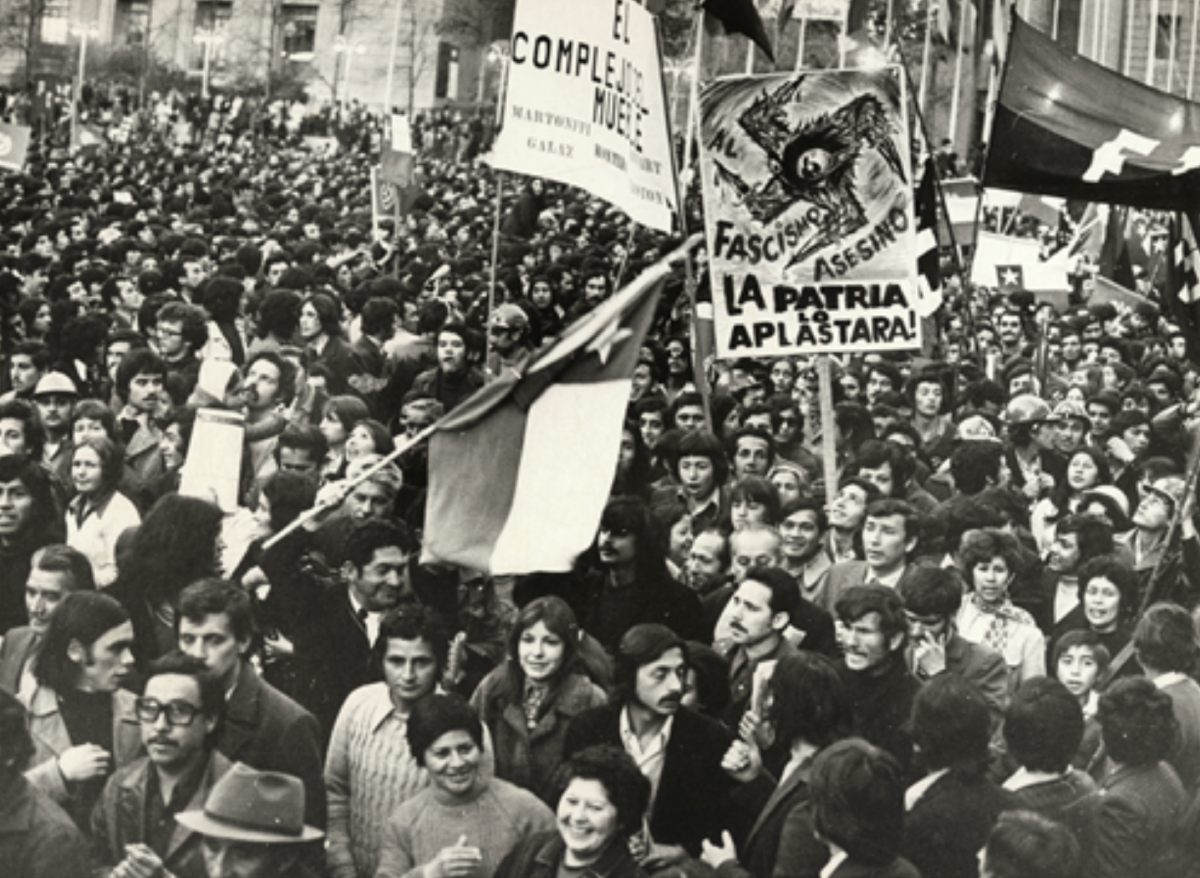 Manifestação da UP em Santiago do Chile, 1973