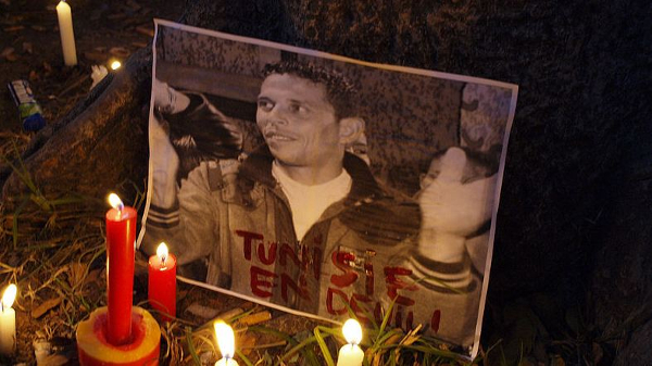 Mohamed Bouazizi imolou-se na cidade tunisina de Sidi Bouzid