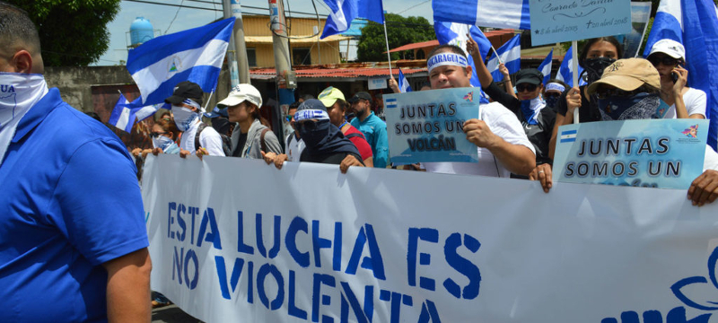Antes do 18 de abril, o que havia na Nicarágua eram pequenas mobilizações por diferentes problemas, resistência territorial contra a mineração, defesa da água... Custava muitíssimo organizar as pessoas. E qualquer coisa que fazíamos era reprimida