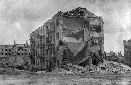 A &quot;Casa de Pavlov&quot; em Stalingrado é um dos cenários mais empolgantes do livro, onde se chama de &quot;Casa 6/1&quot;