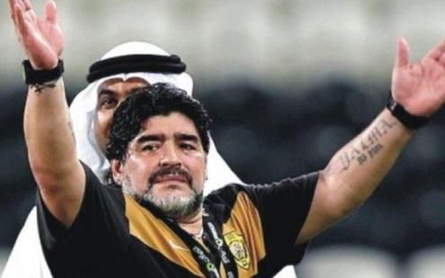 Maradona enfrenta a máfia do futebol há 25 anos. Foto de Nazionale Calcio