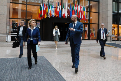 Foto: Ursula von der Leyen e Charles Michel. Foto: European Union