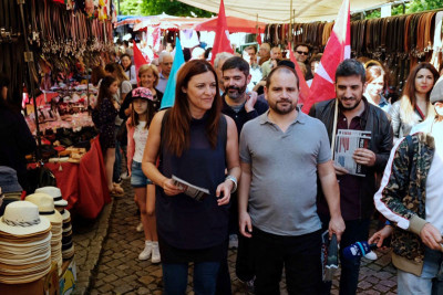 Marisa Matias, José Gusmão e Sérgio Aires na feira de Amarante.