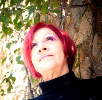 isabel Lhano. Foto de Rita Rocha na página de Facebook daquela.