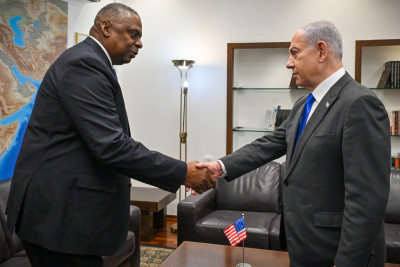 Primeiro-ministro israelita Benjamin Netanyahu recebeu esta semana o Secretário de Defesa dos EUA, Lloyd Austin