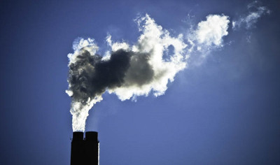 Chaminé de fábrica.