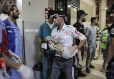 Imagem do hospital de Khan Younis, no sul de Gaza.