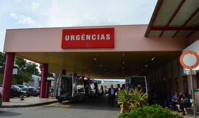 Entrada de umas urgências hospitalares.