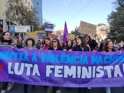 Mariana Mortágua na Marcha pelo Fim da Violência Contra as Mulheres.