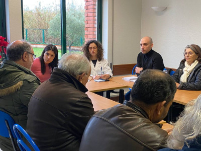 Mariana Mortágua e Rafael Henriques reuniram com a comissão de utentes do SNS em Porto de Mós